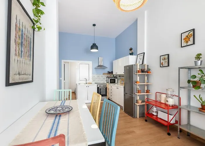 Junto A La Playa Las Palmas / Gran Canaria