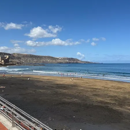 Junto A La Playa Apartment *